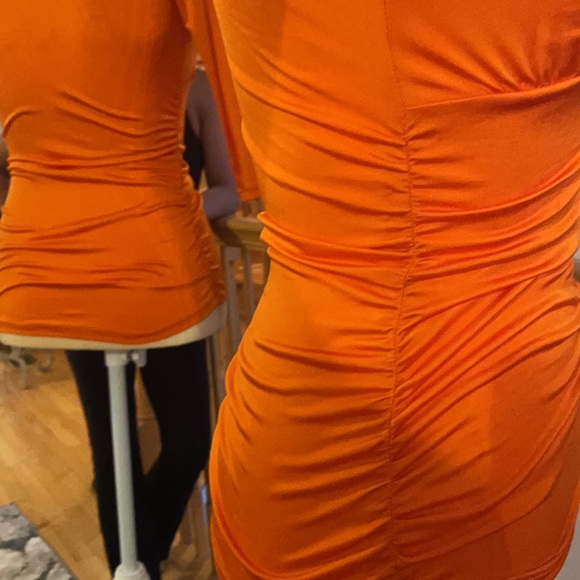 Versace - Picture 4 of 7